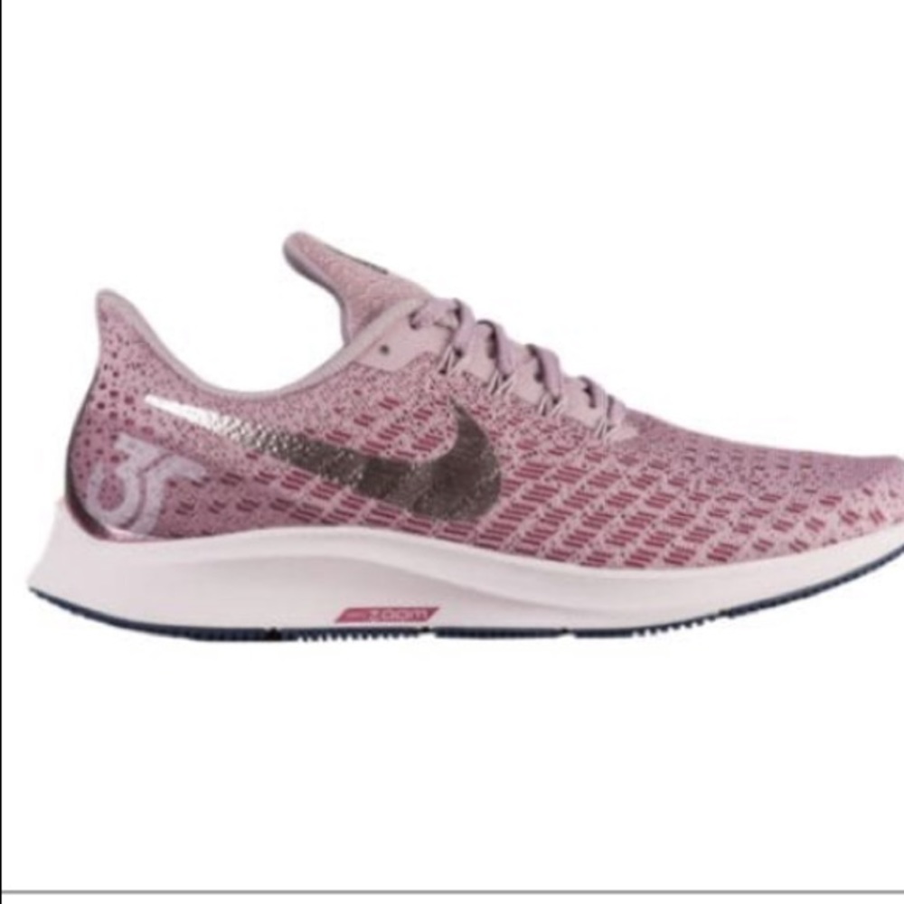 Nike Air Zoom Pegasus 35 running shoe used condition